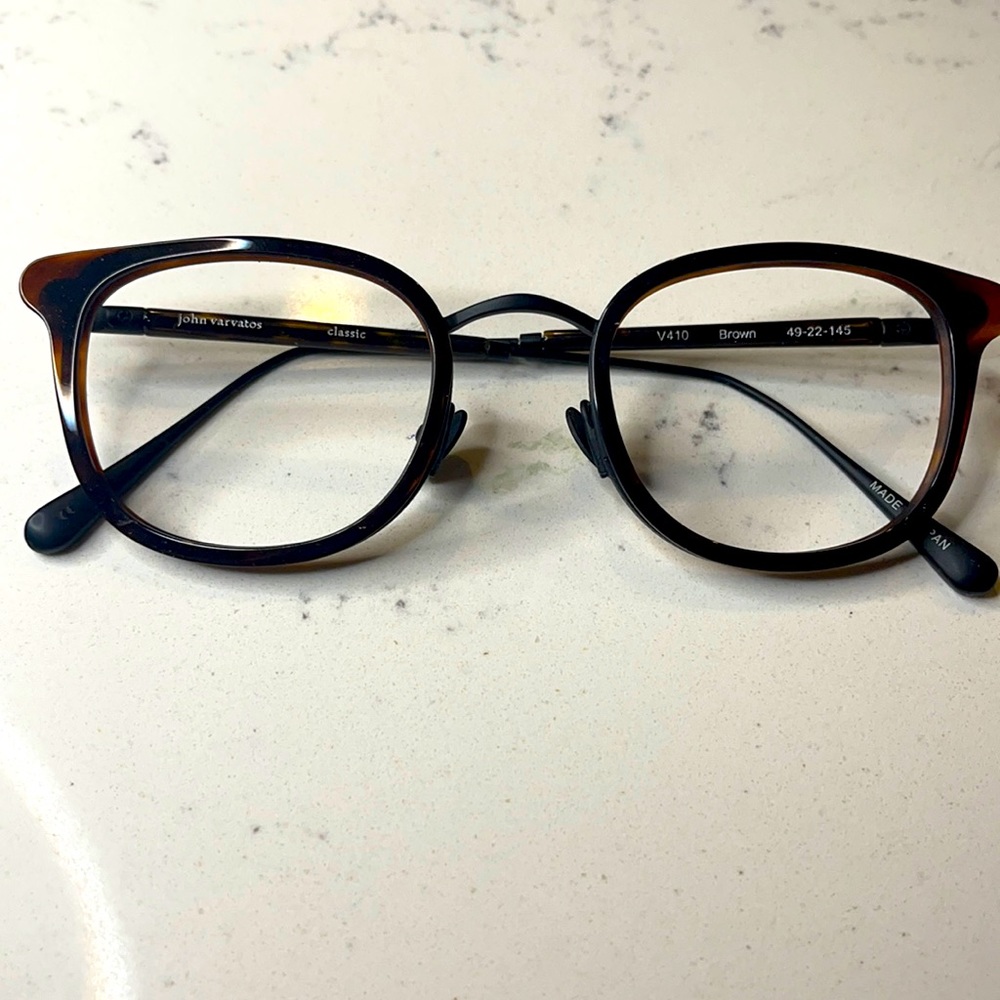 John Varvatos Frame